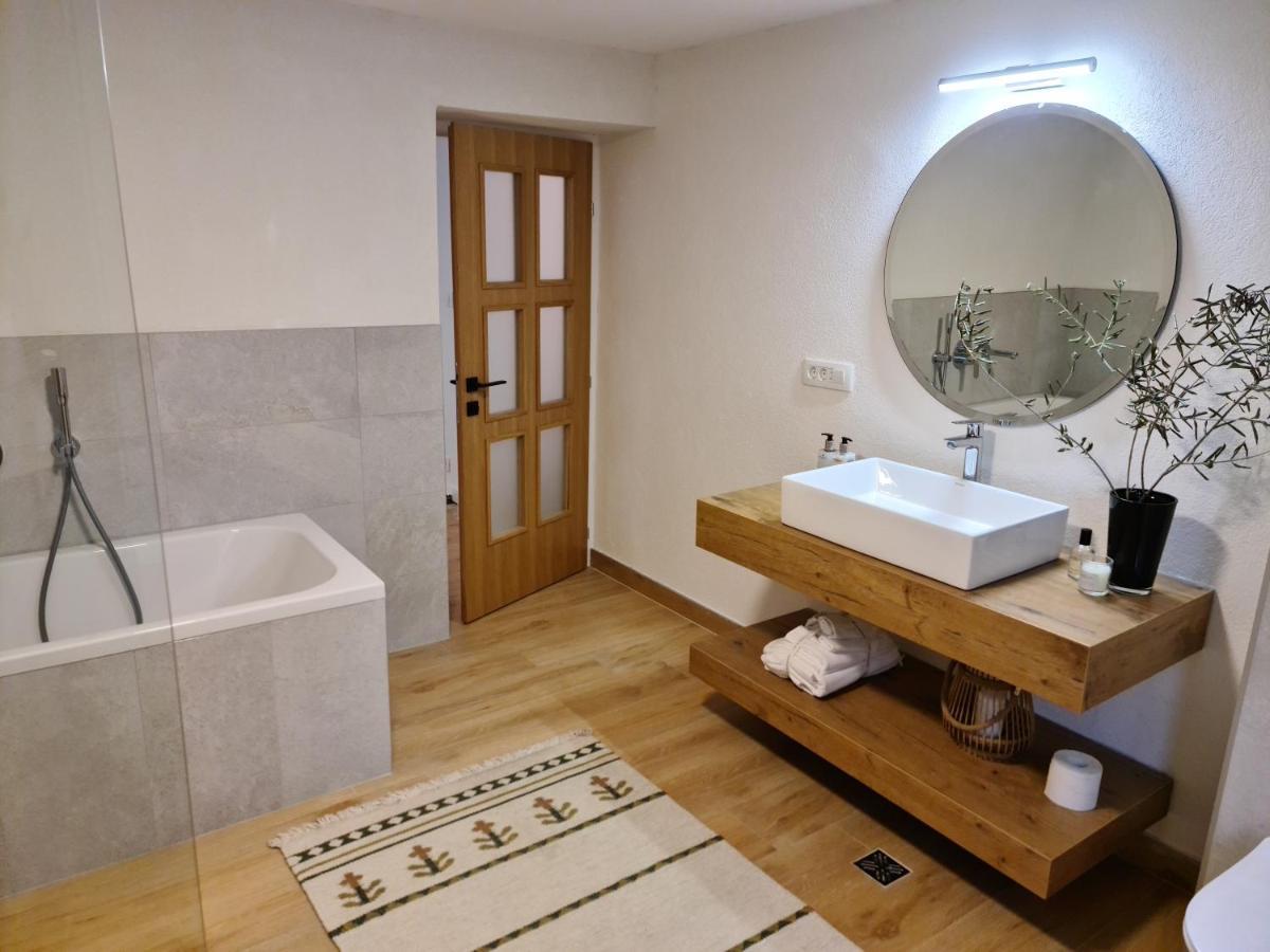 Apartments Gb Мостар Екстер'єр фото
