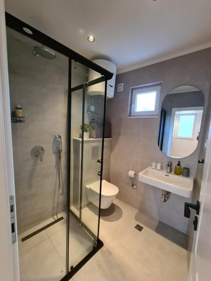 Apartments Gb Мостар Екстер'єр фото